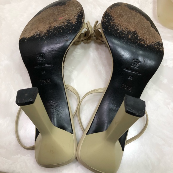 FREE with purchase: Via Spiga heel sandals, 3.5” heel, Size 7.5 - Picture 5 of 8